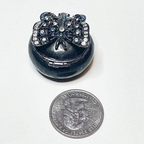Jay Strongwater Butterfly Swarovski Crystal & Enamel Trinket Box - Picture 2 of 4